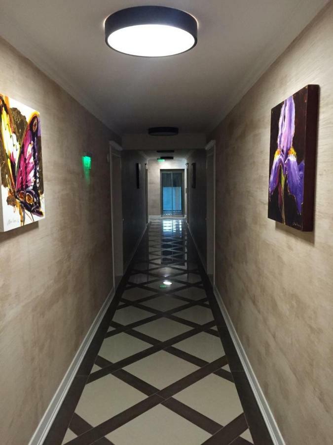 Sea Garden Delux Apartment เชอร์โนโมเรทส์ ภายนอก รูปภาพ